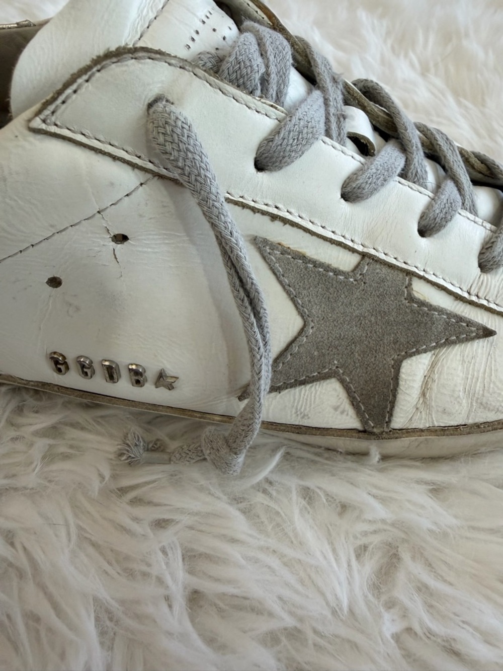 Golden Goose Deluxe Brand Super-Star
White Leather Gray Star Size 39 US 9 - Picture 6 of 11